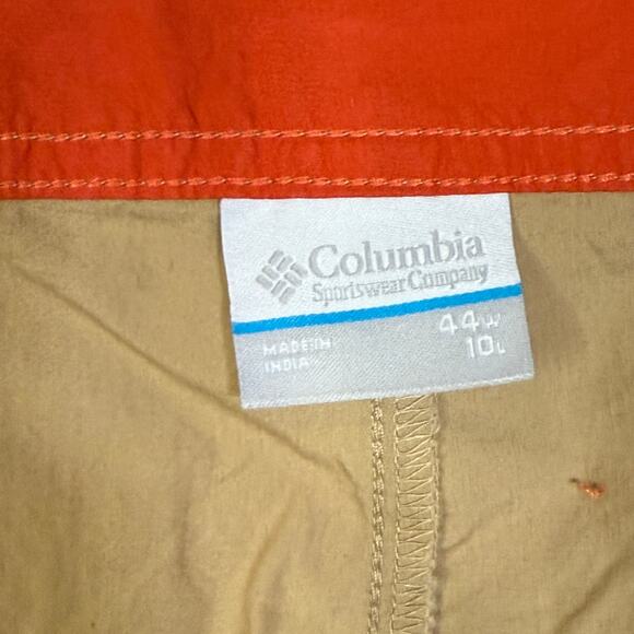 Columbia Men's Washed Out 10" cotton Shorts, Crouton dark tan, 44w - Picture 6 of 6